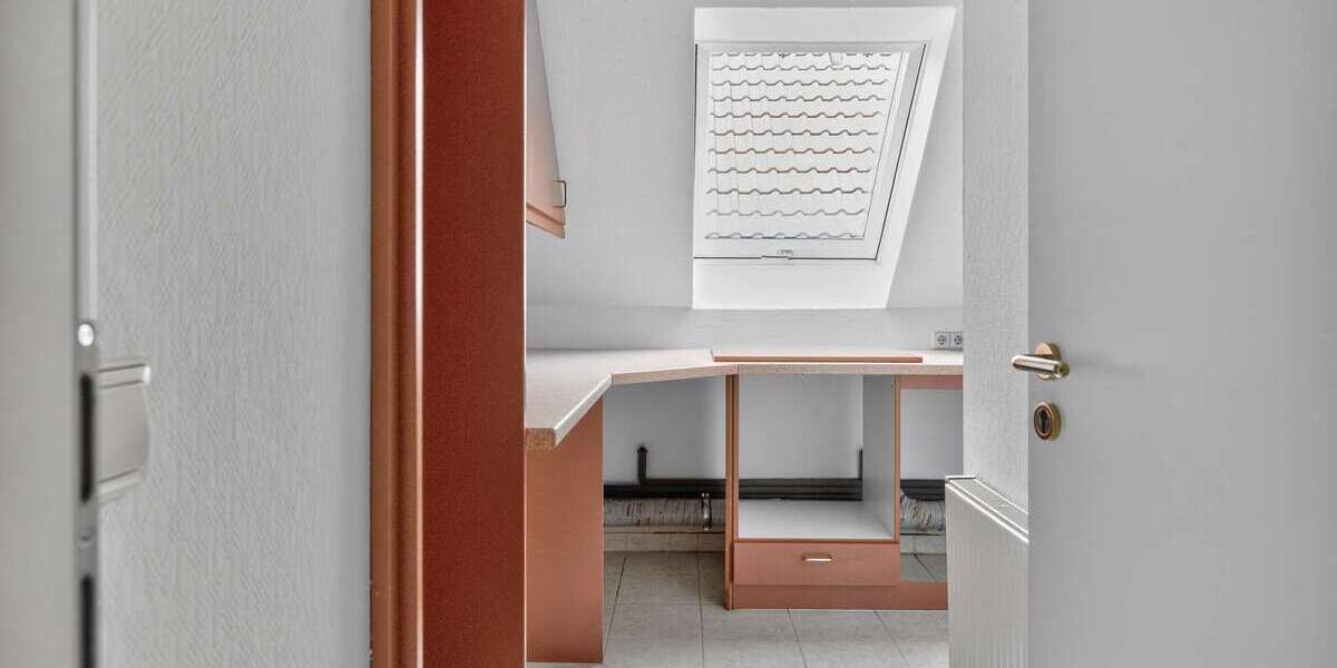 Freistehendes 3-Familienhaus in Stuttgart-Zuffenhausen - Mehrfamilienhaus, Wohnhaus Stuttgart Zuffenhausen | Angebot:25201617