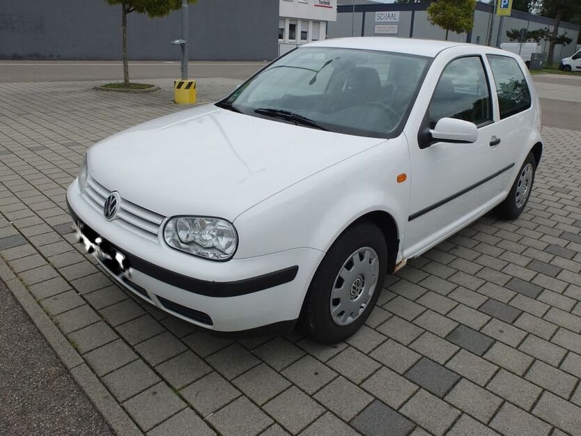 VW Golf 85.000 km 1.500 € Schorndorf 73614