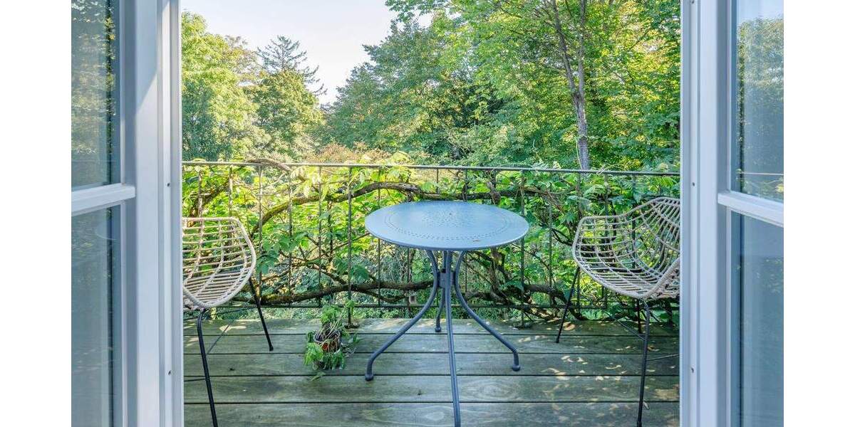 Sanierter Klassiker in bester Aussichtslage auf dem Hasenberg 8 zimmer