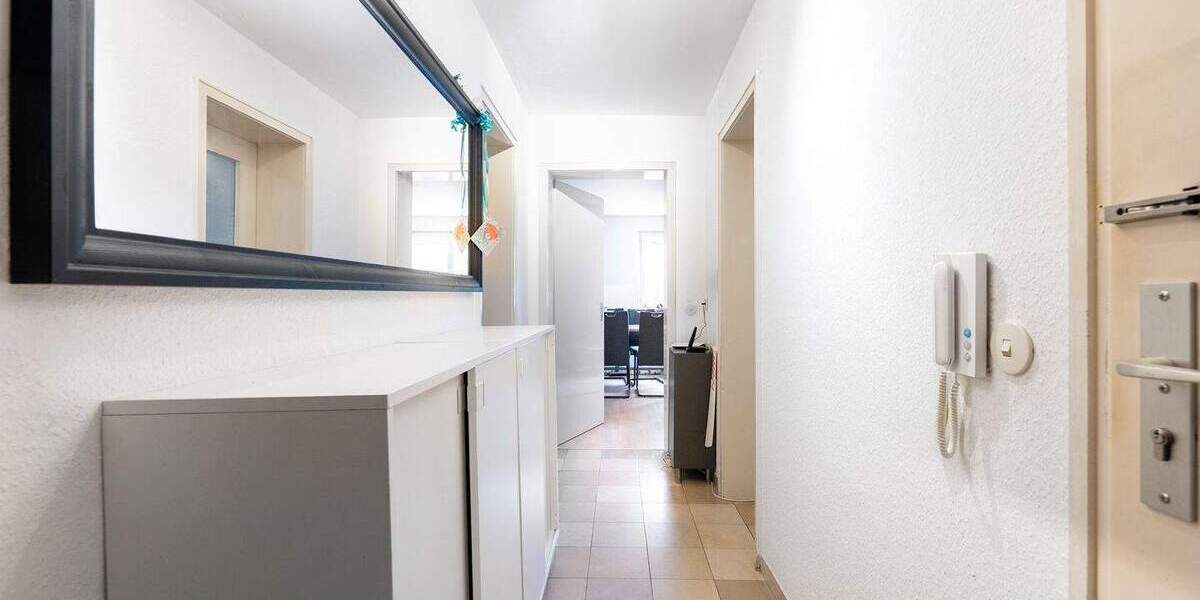 Mehrfamilienhaus, Wohnhaus Stuttgart Degerloch - 9 Zimmer, 140 m&sup2;, 690.000&euro; | Angebot:25685475