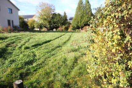 ...da lässt sich nach § 34 Baugesetzbuch etwas sehr Schönes drauf bauen! zimmer