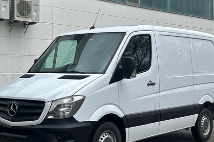 Mercedes-Benz Sprinter 208.000 km 8.990 &euro; Leinfelden-Echterdingen (Musberg) 70771