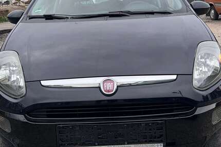Fiat Punto 152.900 km 2.499 € Stuttgart 70376