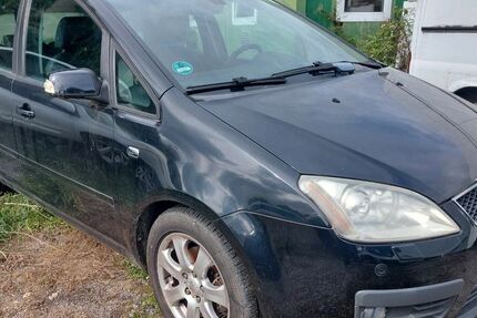 Ford Focus 131.984 km 2.500 € Fellbach 70736