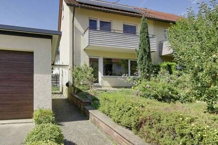 Ihr neues Familiendomizil am Feldrand: Ein Zuhause mit viel Potenzial