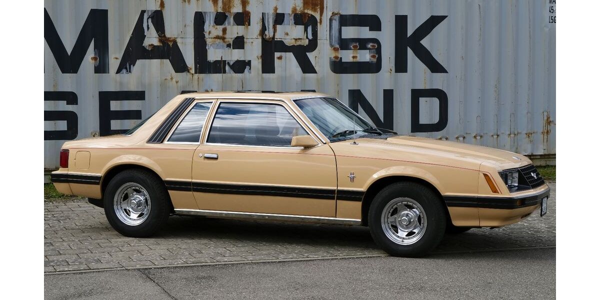 Ford Mustang 73.000 km 13.000 € Pliezhausen 72124