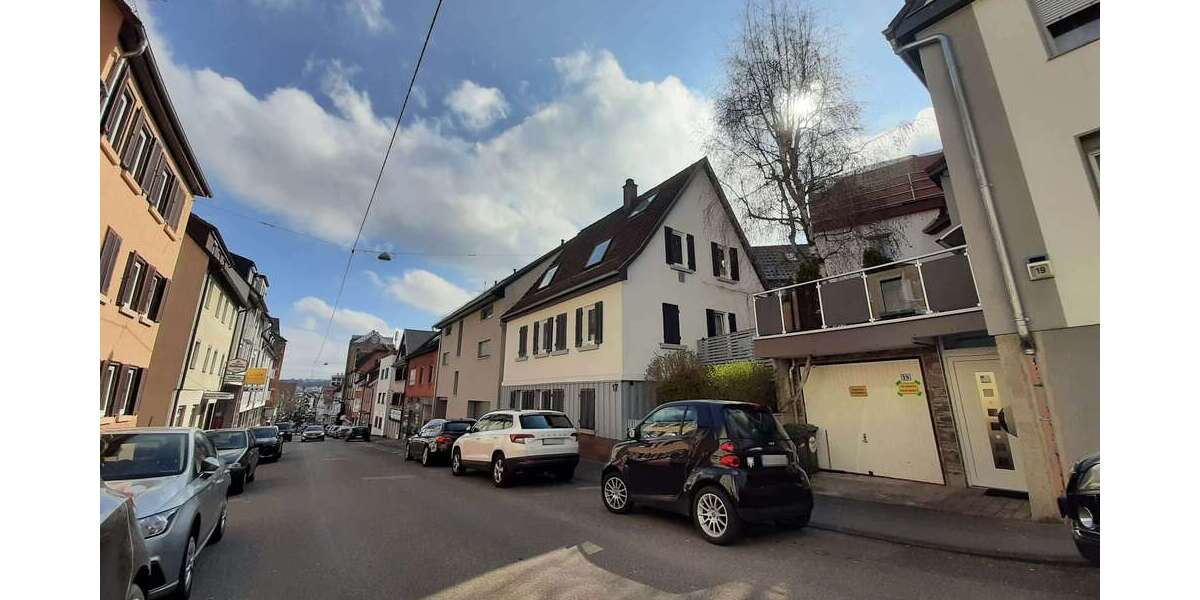 Haus zum Kaufen in Stuttgart 585.000 € 180 m² 8 zimmer