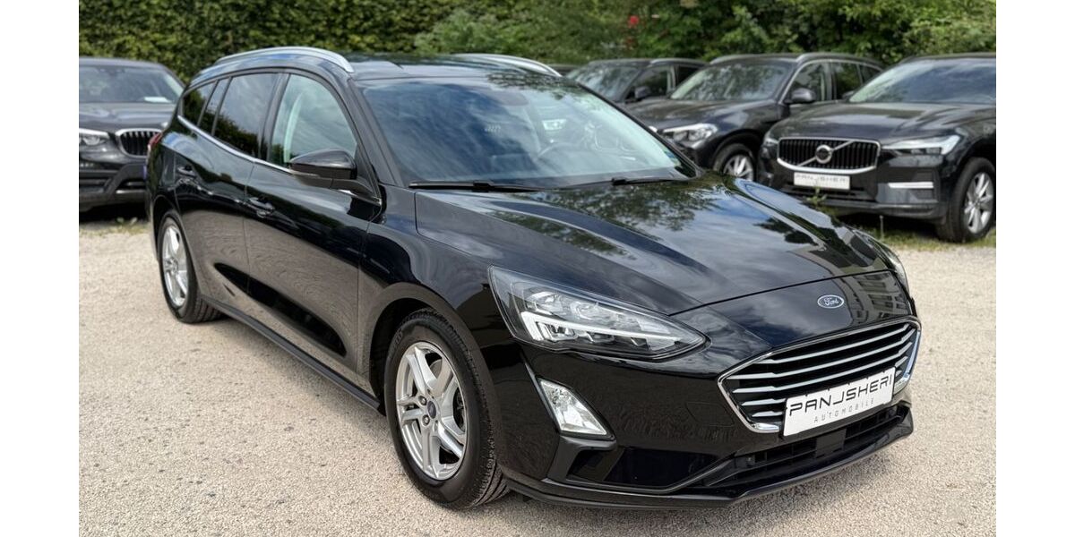 Ford Focus 31.000 km 16.299 &euro; Stuttgart-Möhringen 70567