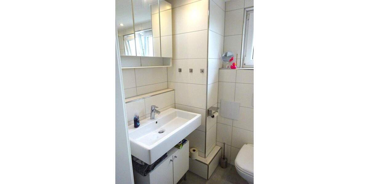 Einfamilienhaus Esslingen am Neckar (Oberesslingen) Oberesslingen - 8 Zimmer, 183 m&sup2;, 629.000&euro; | Angebot:25760346