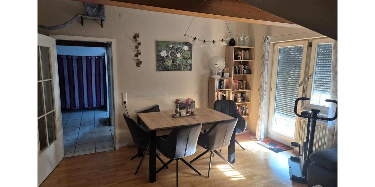Dachgeschoßwohnung Oberboihingen - 3 Zimmer, 62 m&sup2;, 234.000&euro; | Angebot:27021317