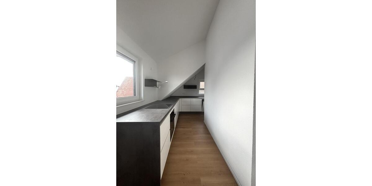 Etagenwohnung Ludwigsburg Hoheneck - 3.5 Zimmer, 90 m&sup2;, 1.350&euro; | Angebot:26234674