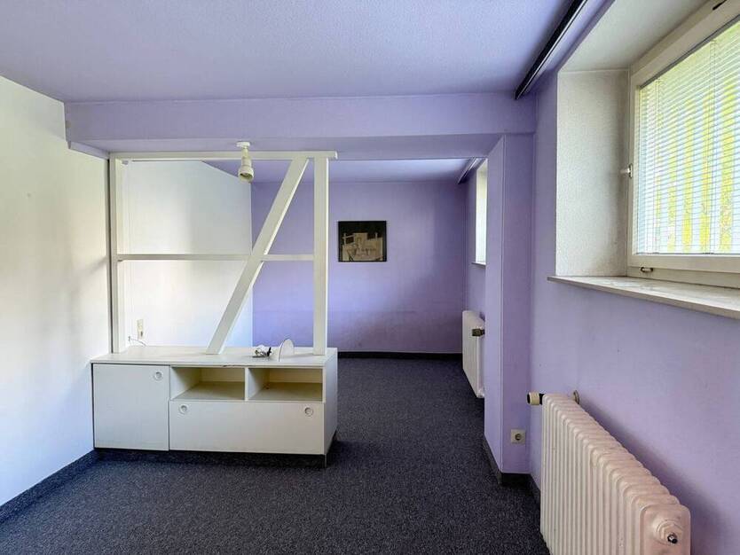 Familienidylle in Neckartenzlingen - Einfamilienhaus mit großem Grundstück und Pool