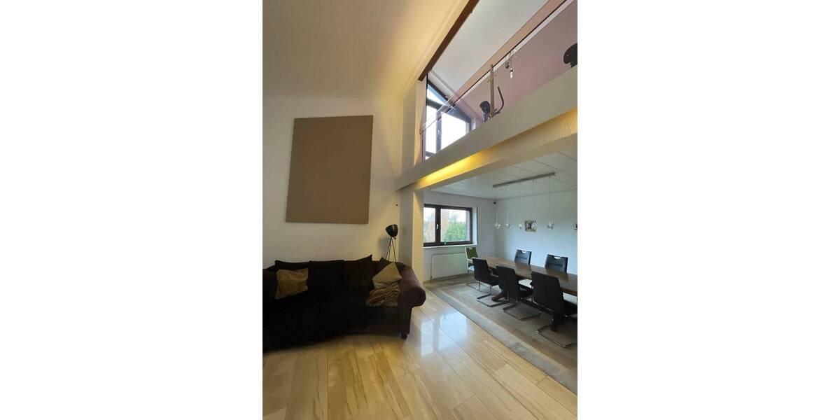 Einfamilienhaus mit wunderschönem großem Grundstück und 2 Einliegerwohnungen 1 zimmer