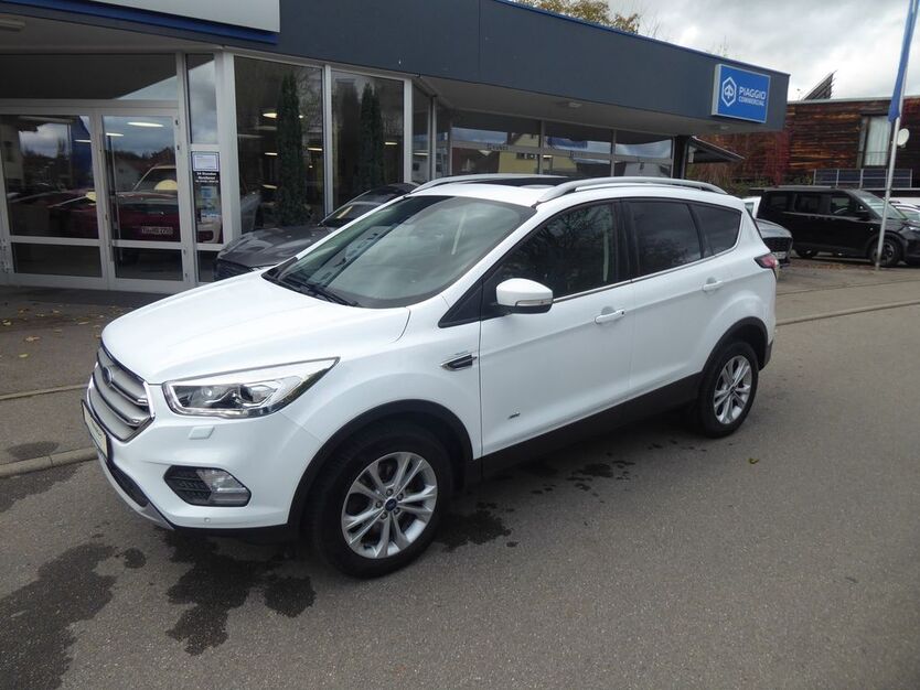 Ford Kuga 118.000 km 16.900 € Ammerbuch 72119