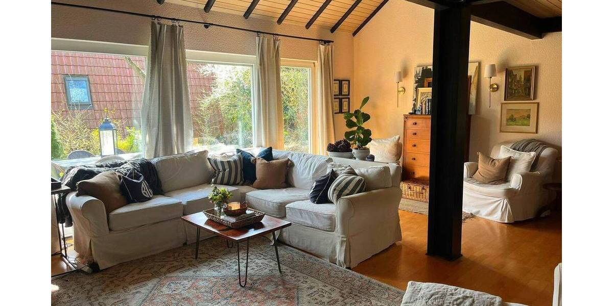 Mehrfamilienhaus, Wohnhaus Weil der Stadt - 7 Zimmer, 200 m&sup2;, 2.700&euro; | Angebot:26106042