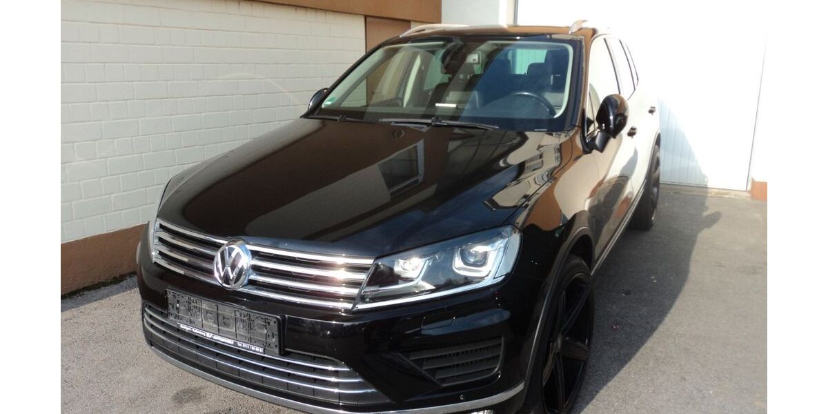 VW Touareg 150.000 km 21.900 &euro; Korntal-Münchingen 70825