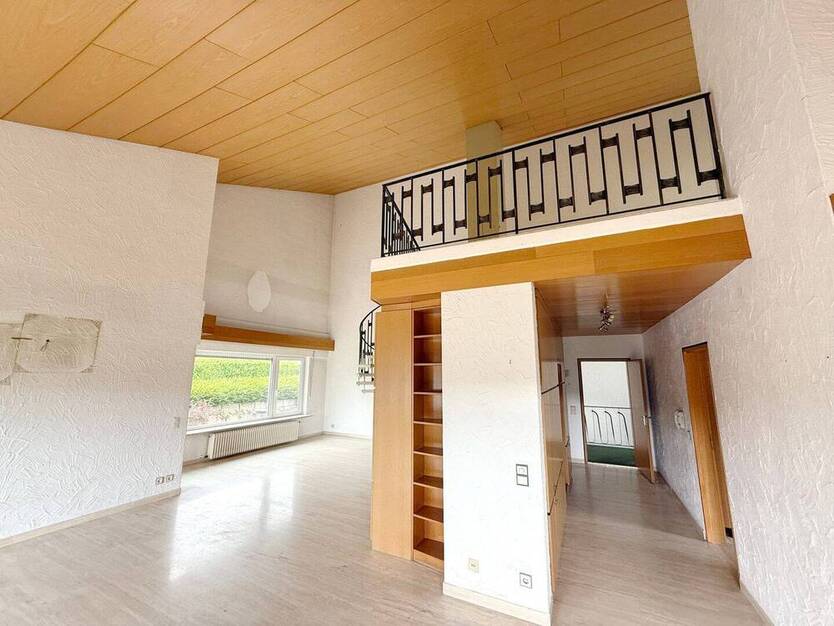 Außergewöhnliches Einfamilienhaus mit EinliegerWohnung in Remshalden zu verkaufen!