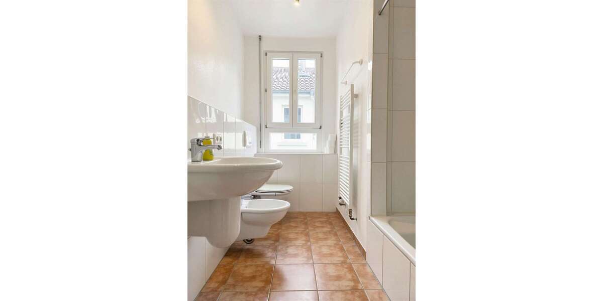 Etagenwohnung Esslingen Pliensauvorstadt - 4 Zimmer, 84 m&sup2;, 259.000&euro; | Angebot:27108447