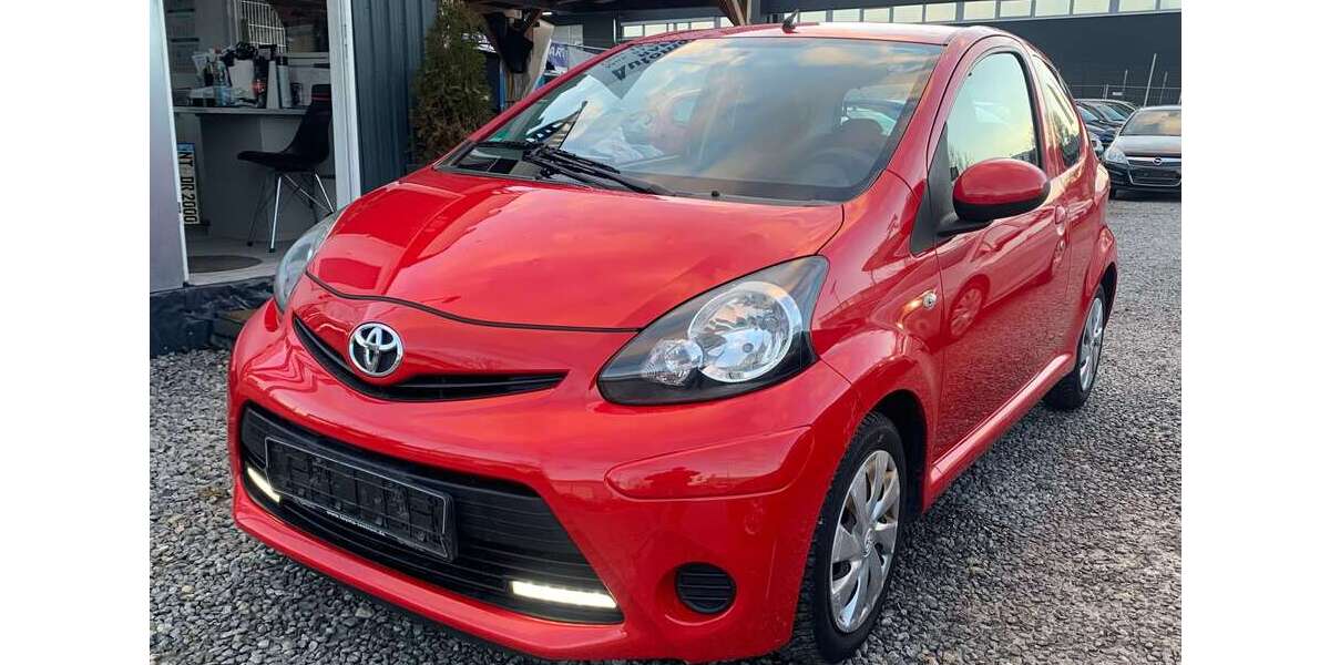 Toyota Aygo 152.255 km 2.499 &euro; Filderstadt Plattenhart 70794
