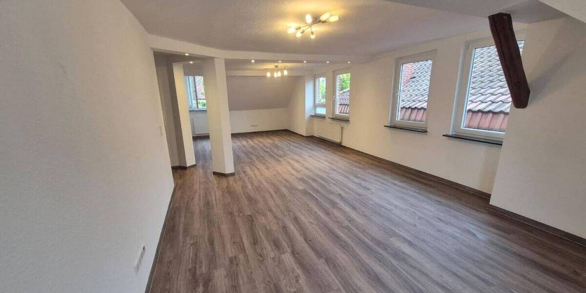 Etagenwohnung Backnang - 4 Zimmer, 112 m&sup2;, 295.000&euro; | Angebot:26038277