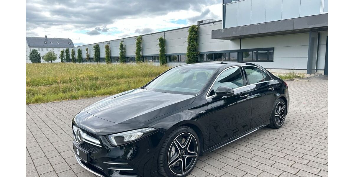 Mercedes-Benz A 35 AMG 63.400 km 33.900 &euro; Steinenbronn 71144