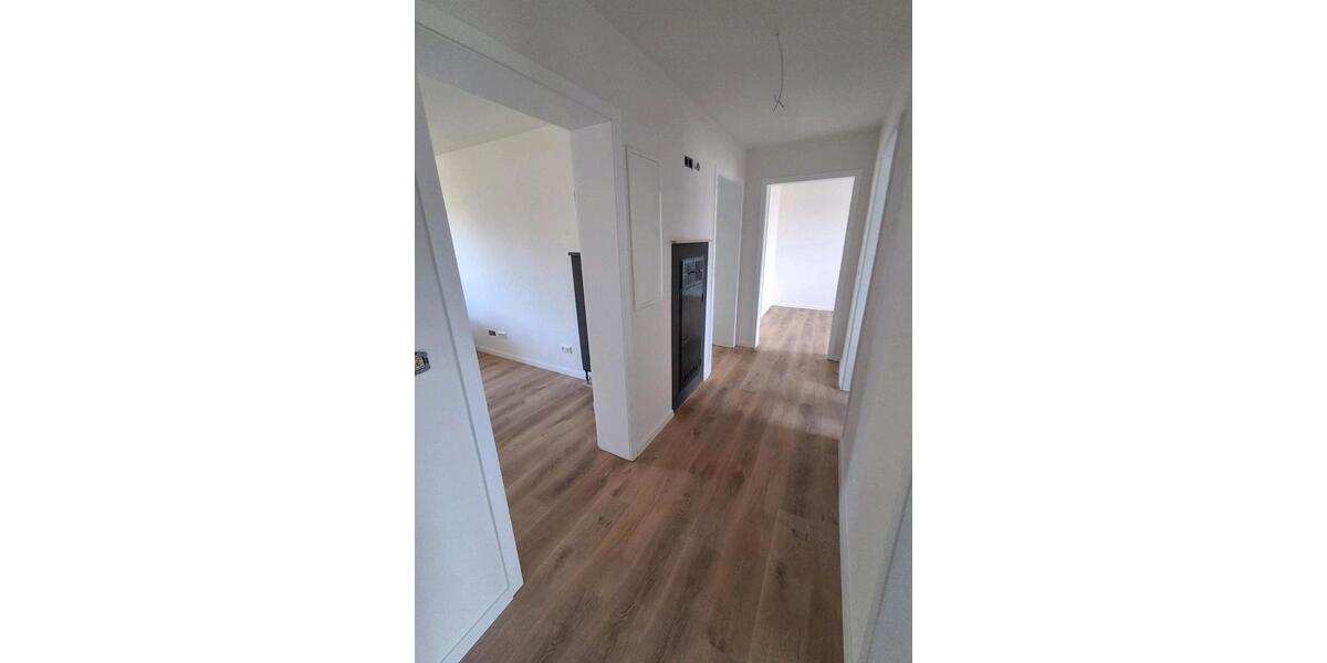Hochparterre Esslingen am Neckar Pliensauvorstadt - 3 Zimmer, 65 m&sup2;, 299.000&euro; | Angebot:26989693