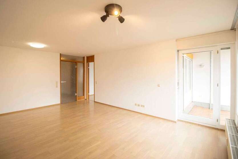 Wohnung zum Kaufen in Stuttgart 295.000 € 58.95 m²