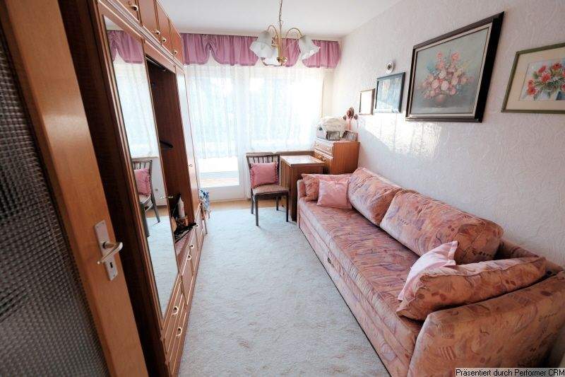 Reihenmittelhaus Ludwigsburg Oßweil - 4 Zimmer, 105 m&sup2;, 429.000&euro; | Angebot:25107243