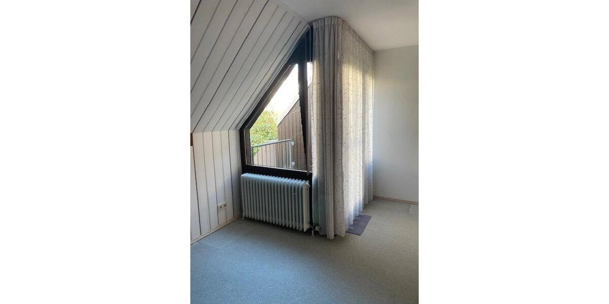 Etagenwohnung Oberboihingen - 6 Zimmer, 125 m&sup2;, 1.500&euro; | Angebot:26346927