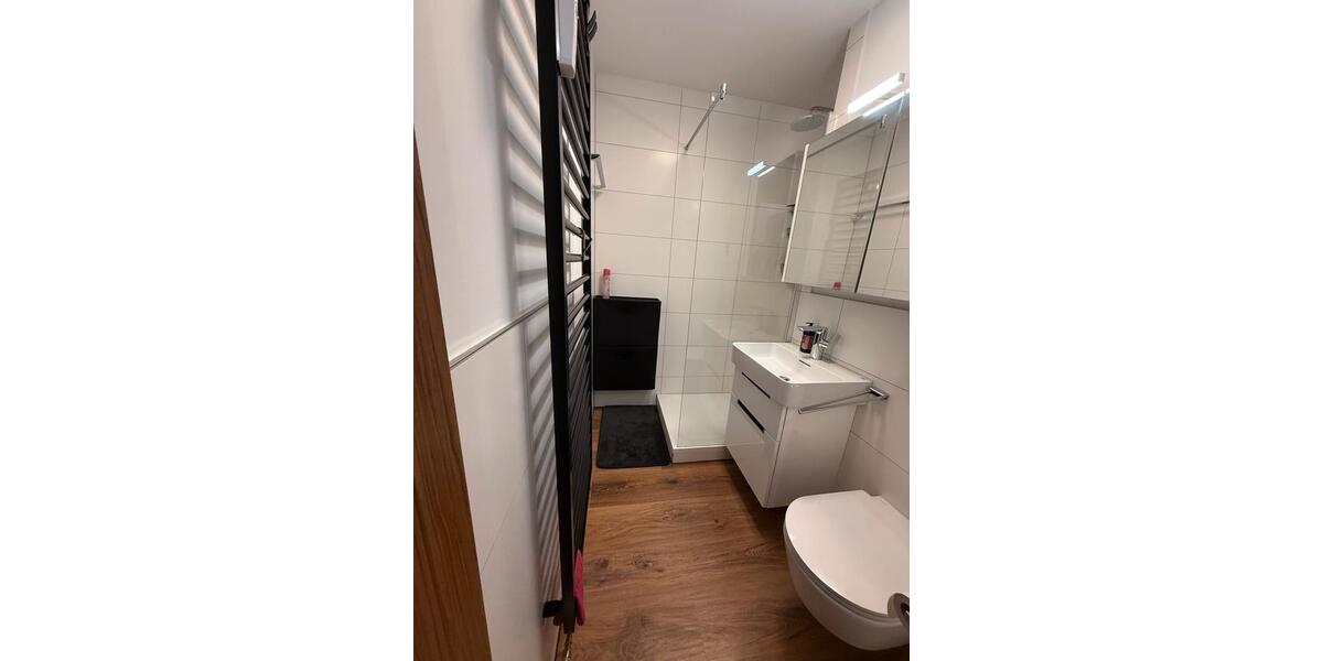 Etagenwohnung Leonberg - 1 Zimmer, 38 m&sup2;, 1.000&euro; | Angebot:26566832