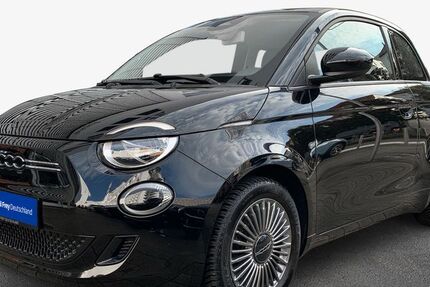 Fiat 500e 21.163 km 16.970 € Stuttgart 70190