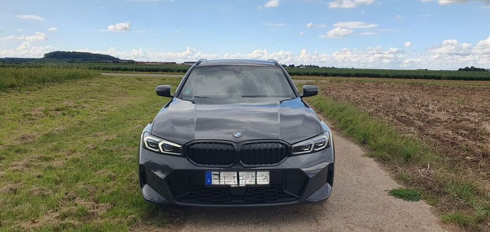 320