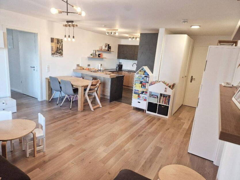 Provisionsfrei! Moderne, barrierefreie 4,5-Zimmer-Wohnung mit zwei Bädern, großem Balkon