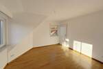 Mehrfamilienhaus, Wohnhaus Nürtingen - 5 Zimmer, 175 m&sup2;, 2.700&euro; | Angebot:24557708