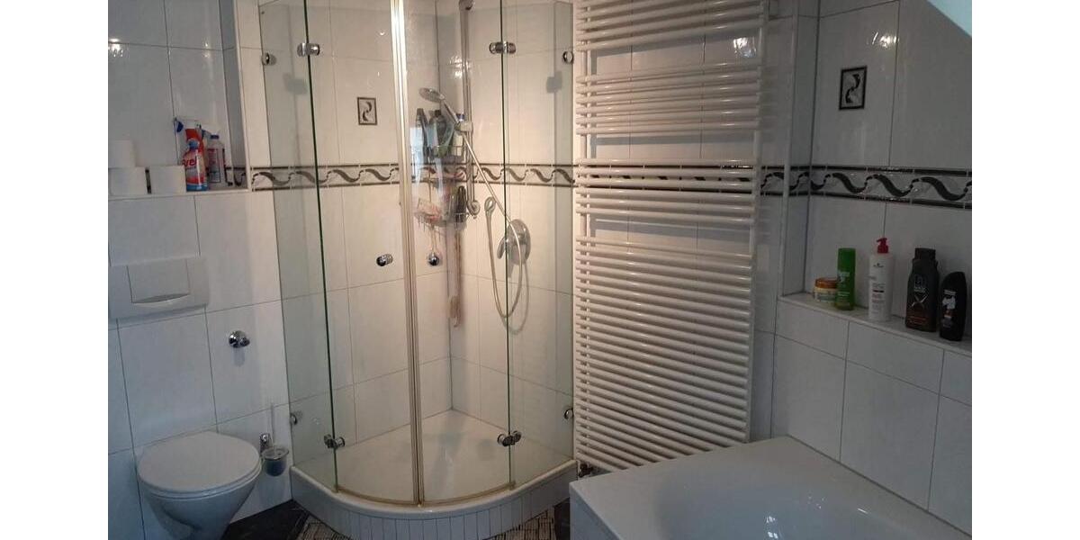 Reihenhaus Remseck am Neckar - 6 Zimmer, 180 m&sup2;, 600.000&euro; | Angebot:26052005