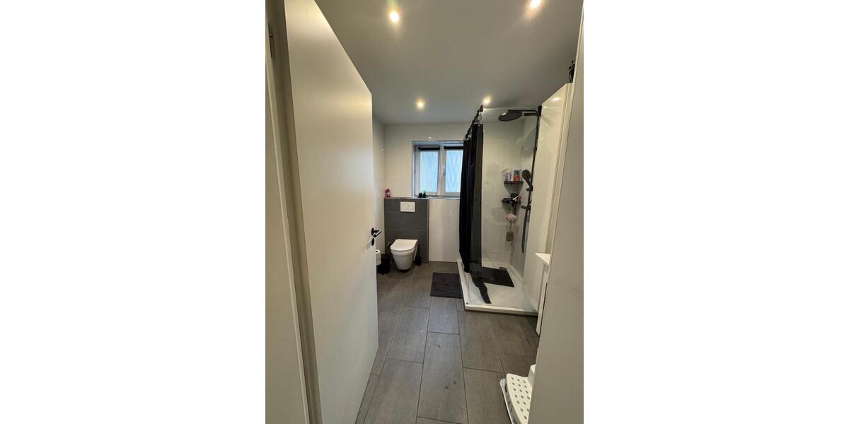 OHNE MAKLERPROVISION! 4,5 Zimmer auf 92 qm, 2021 Saniert 4.5 zimmer