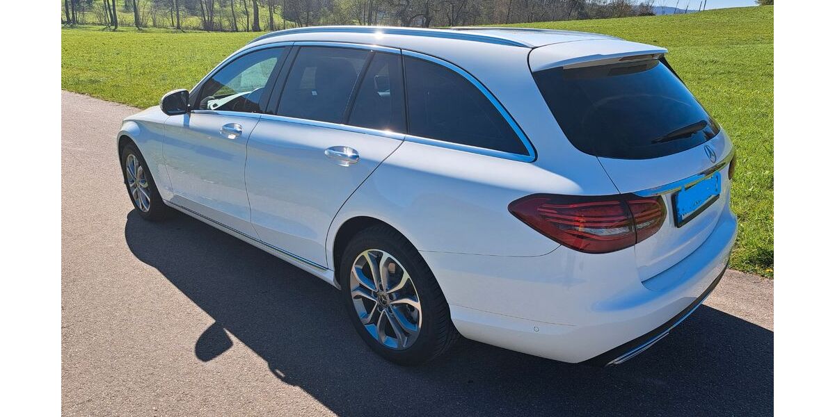 Mercedes-Benz C 400 115.500 km 34.500 &euro; Rudersberg 73635