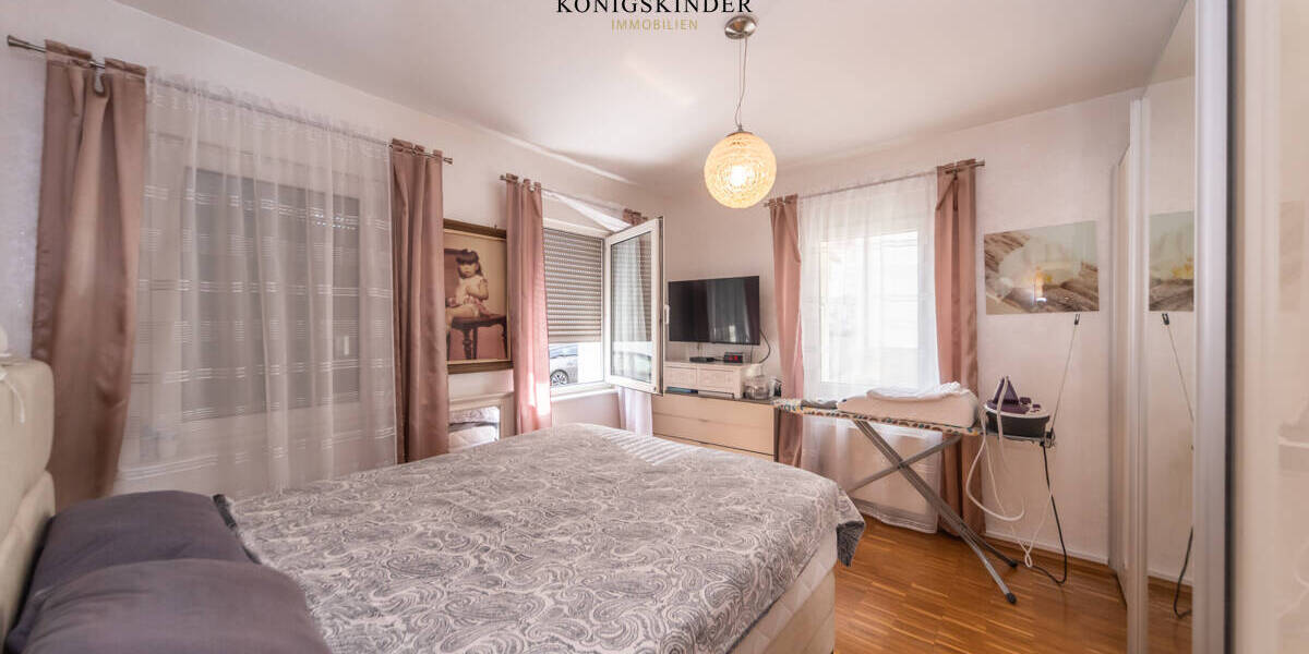 Mehrfamilienhaus, Wohnhaus Stuttgart / Zuffenhausen Zuffenhausen - 1 Zimmer, 330 m&sup2;, 1.299.000&euro; | Angebot:25676005