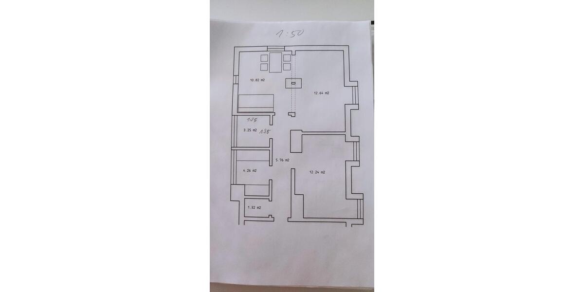 Dachgeschoßwohnung Stuttgart Vaihingen - 2.5 Zimmer, 75 m&sup2;, 720&euro; | Angebot:26409984