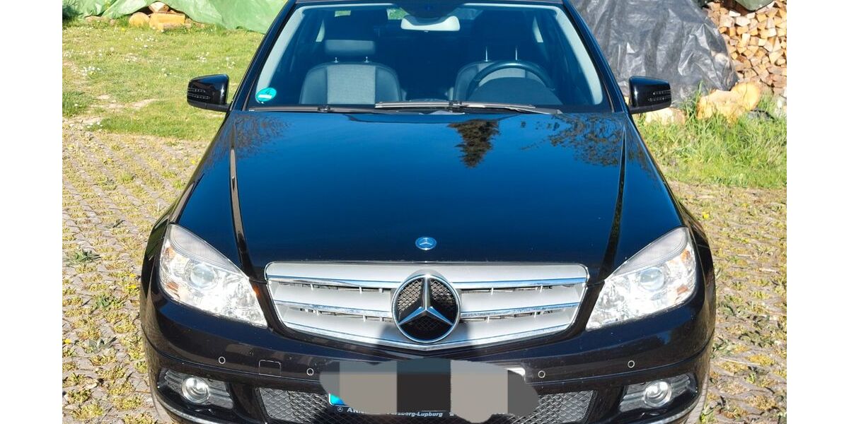 Mercedes-Benz C 180 153.714 km 9.500 &euro; Sachsenheim 74343