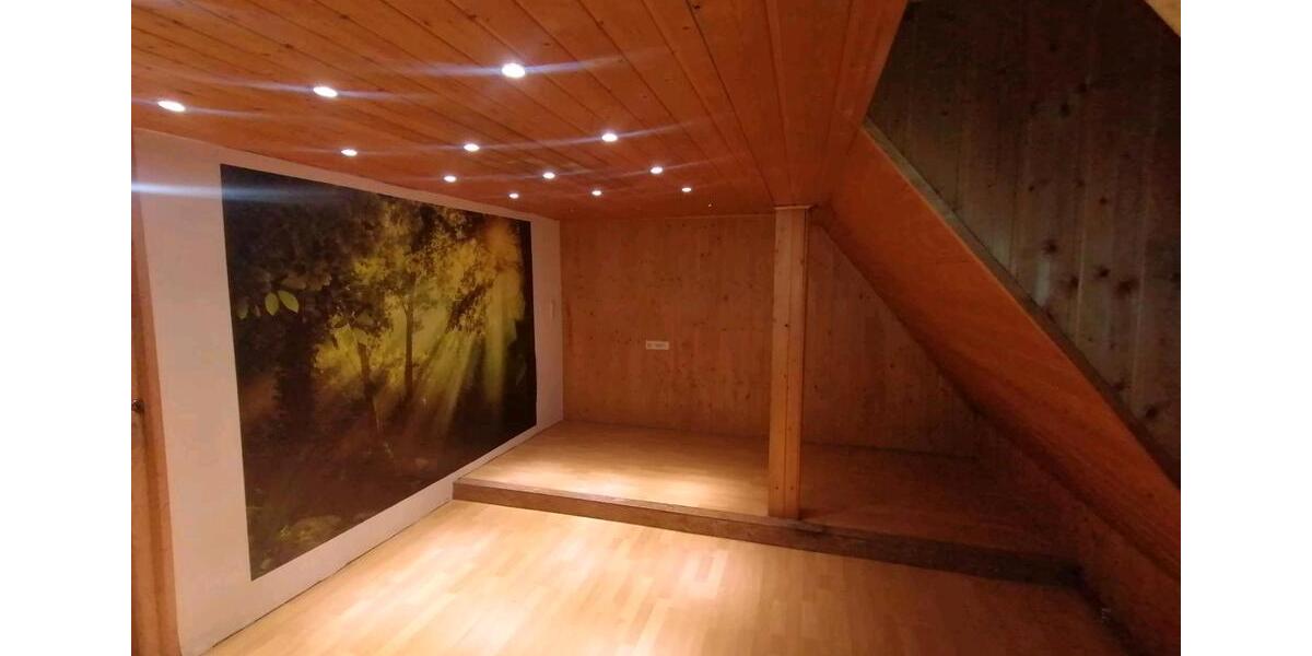 Doppelhaushälfte Nürtingen - 13 Zimmer, 210 m&sup2;, 430.000&euro; | Angebot:27226506