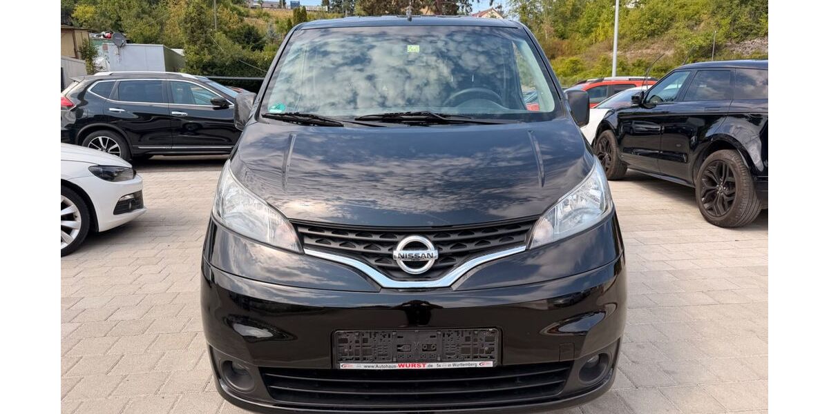Nissan NV200 102.000 km 9.899 &euro; Stuttgart 70376