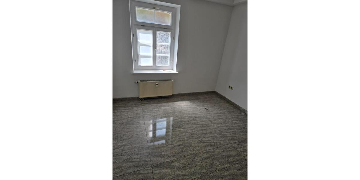 Erdgeschoßwohnung Stuttgart Bad Cannstatt - 7 Zimmer, 160 m&sup2;, 550.000&euro; | Angebot:27256457