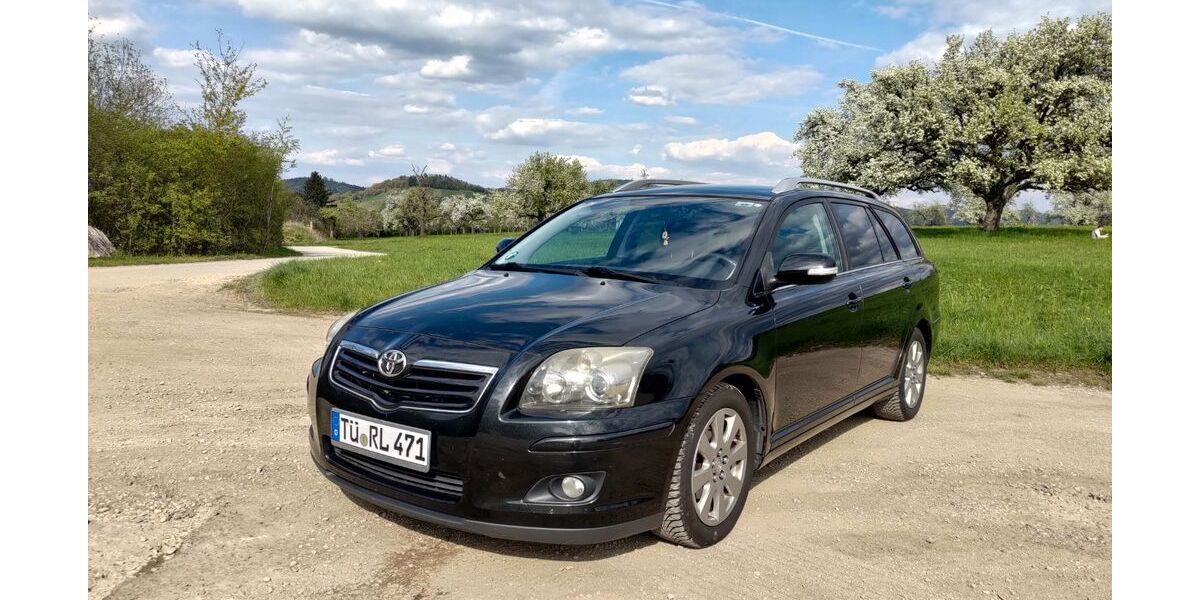 Toyota Avensis 134.000 km 4.600 &euro; Kusterdingen 72127