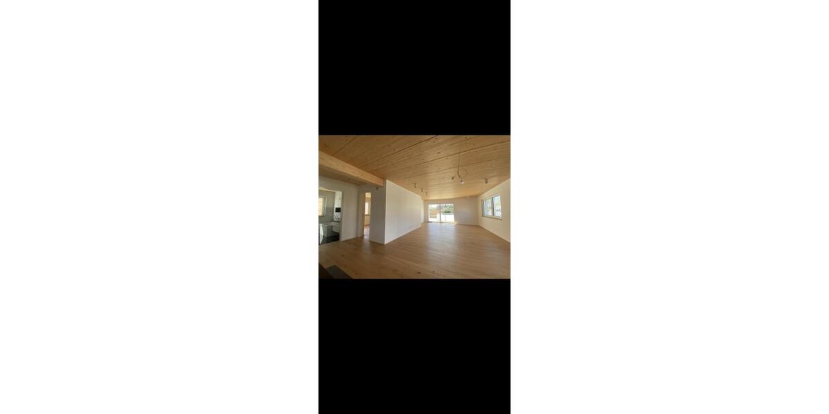 Erdgeschoßwohnung Backnang - 3 Zimmer, 95 m&sup2;, 1.385&euro; | Angebot:26088252