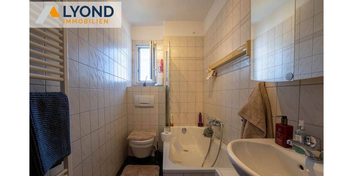 Etagenwohnung Esslingen am Neckar / Oberesslingen Oberesslingen - 3 Zimmer, 62 m&sup2;, 215.000&euro; | Angebot:23625421