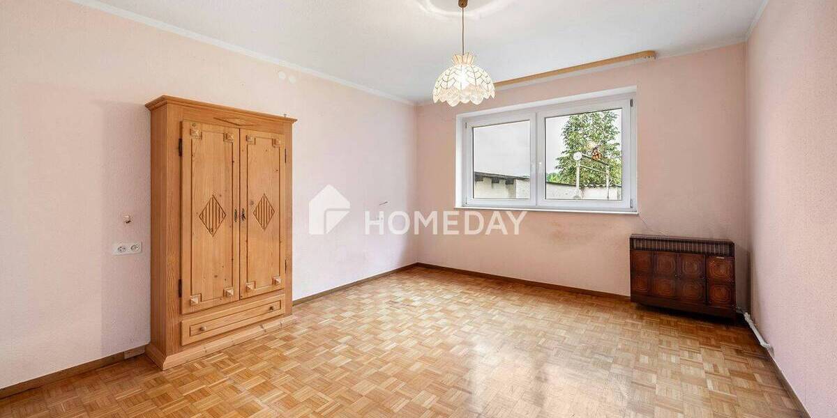 Einfamilienhaus Nürtingen Oberensingen - 7 Zimmer, 179 m&sup2;, 630.000&euro; | Angebot:26868226