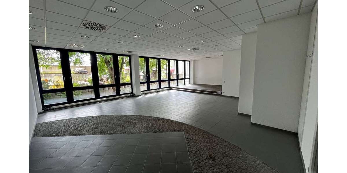 Büro in Weinstadt 750 € 90 m² zimmer