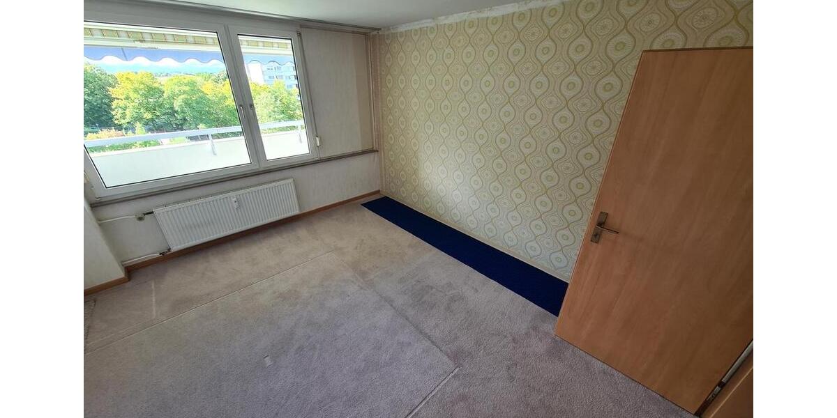 Etagenwohnung Frickenhausen - 4 Zimmer, 90 m&sup2;, 1.340&euro; | Angebot:24981180