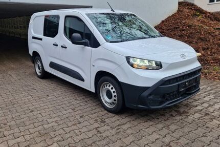 Toyota Proace City 47.000 km 21.950 &euro; Böblingen 71032